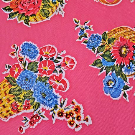 Motivo Canastas Rosa: cesta de flores trenzada y colores vivos - Casa Frida